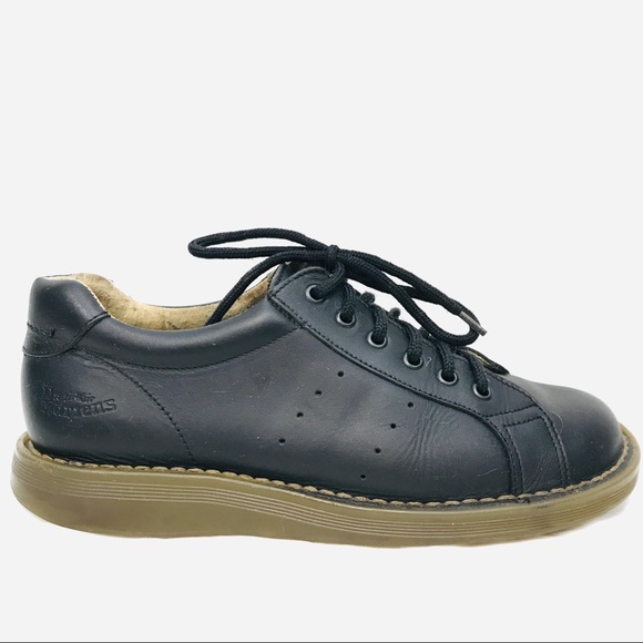 dr martens ghillie glide